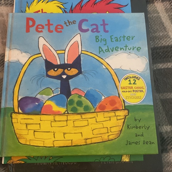 Books bundle - Picture 6 of 8